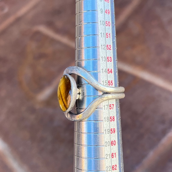 BOGO RINGS 💍 Vintage Sterling Silver Tiger’s Eye Ring - Picture 8 of 8